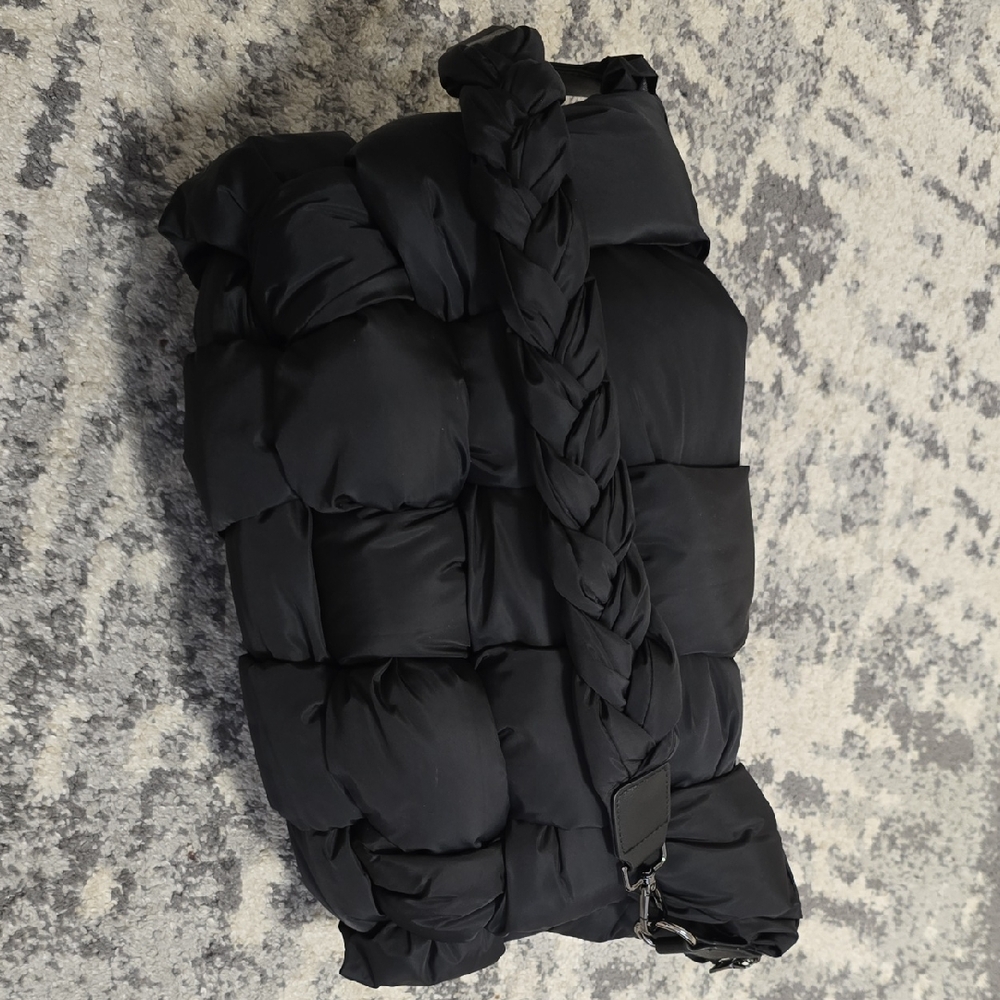 Black Women's Puffer Bag